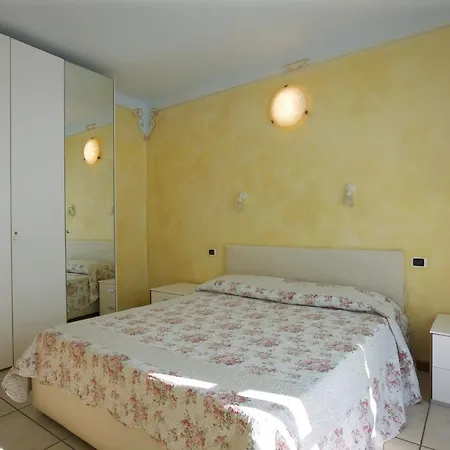 Apartment Bianca Ghiffa